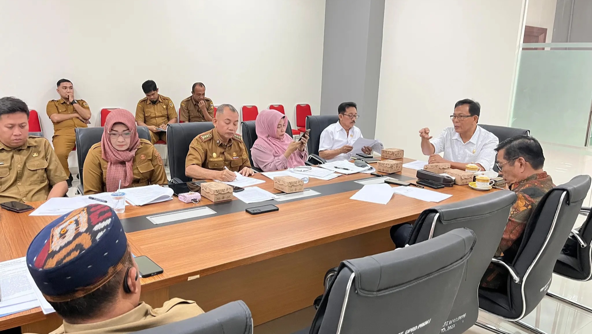 Komisi I DPRD Sulteng RDP Bahas Finalisasi Dua Raperda, Target Rampung Oktober 2025