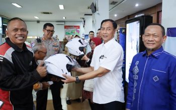 Dewan Komisaris Jasa Raharja Kunjungan Kerja ke Samsat Semarang, Pantau Kualitas Pelayanan
