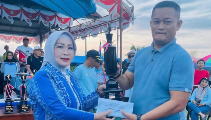 Wabup Morowali Iriane Hadiri Penutupan Turnamen Bumi Raya Cup 2025