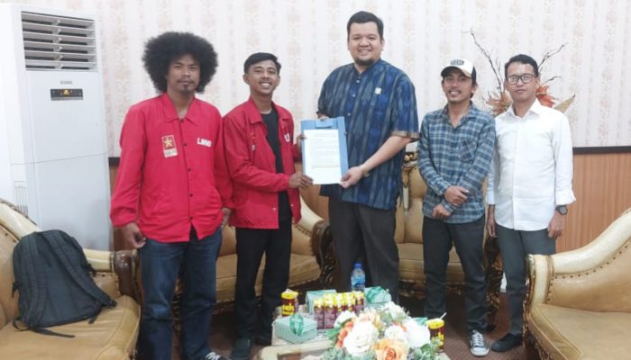 Ketua DPRD Palu Apresiasi LMND, Dukung Pembentukan Pansus CSR untuk Awasi Tanggung Jawab Sosial Perusahaan