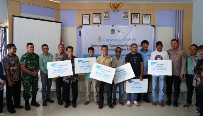 PT Vale dan Pemkab Luwu Timur Serahkan Kompensasi Awal untuk Warga Terdampak Kebocoran Pipa Minyak