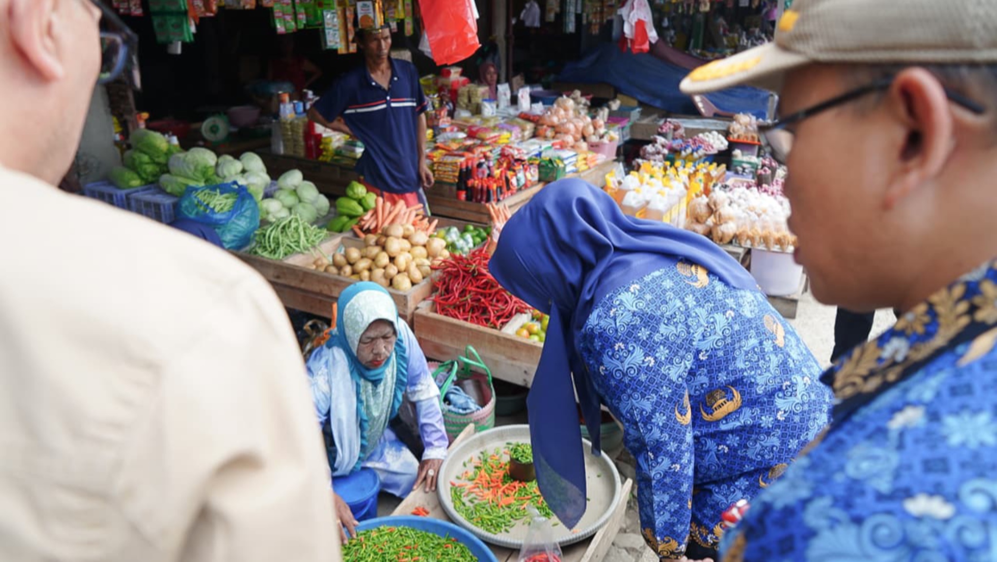 Wakil Gubernur Sulteng Sidak Pasar Tradisional Palu Jelang Nataru 2026