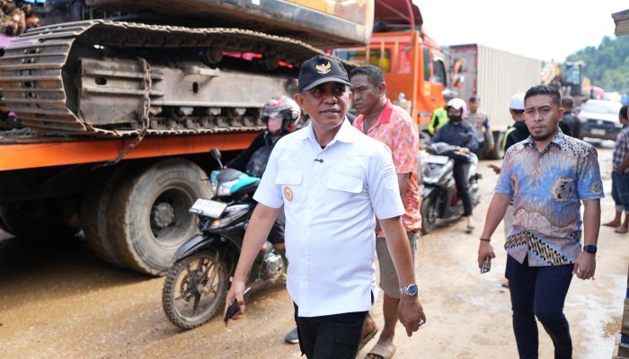 Gubernur Sulteng Anwar Hafid Minta BPJN Segera Tangani Ruas Jalan Tompira-Bungku Morut