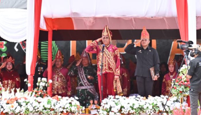 Gubernur Sulteng Anwar Hafid Pimpin Upacara HUT ke-12 Morowali Utara, Singgung soal Pengawasan Tambang