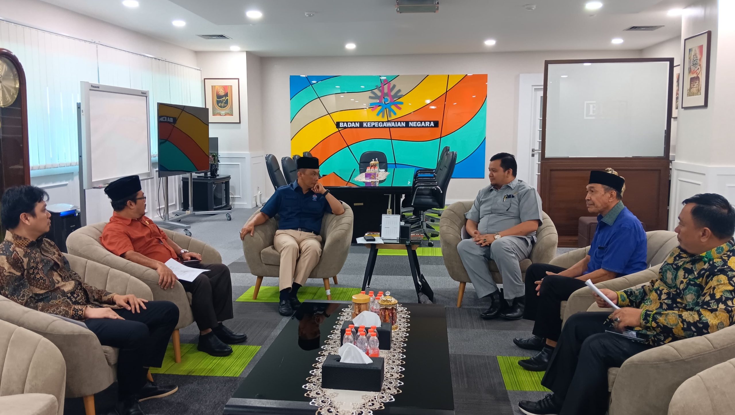 Ketua DPRD Palu Minta Pemkot Perbaiki Sistem Administrasi Kepegawaian Buntut Dugaan Honorer Siluman Lulus Seleksi PPPK: Ini Menyangkut 1.171 Orang