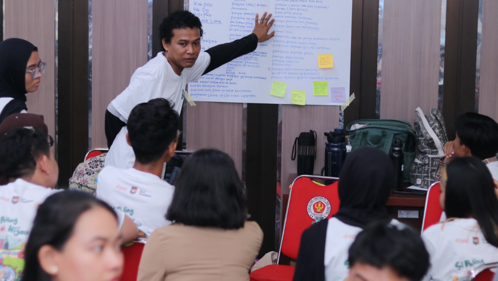 Yayasan Cerah Mengungkap Hambatan Transisi Energi di Sulawesi Tengah