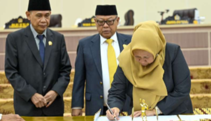 DPRD Sulteng dan Pemprov Sepakati P-KUA dan P-PPAS 2025, Fokus pada Efisiensi dan Pembangunan Daerah
