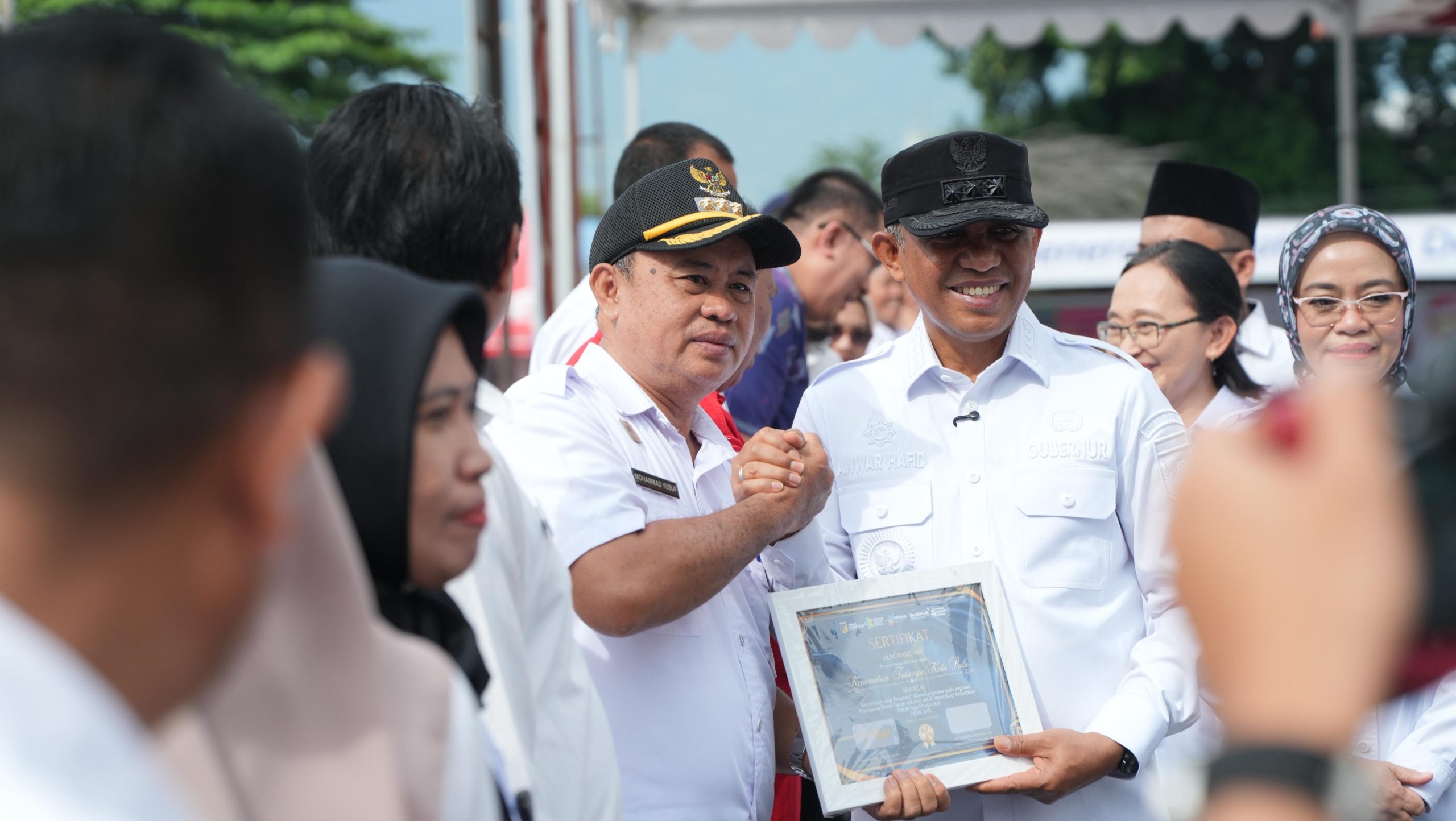 Gubernur Sulteng Anwar Hafid Pimpin Upacara Peringatan Hari Kesehatan Nasional 2025