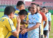 Laga Persahabatan Berani FC vs Skill Touna FC, Gubernur Sulteng Anwar Hafid Cetak Dua Gol
