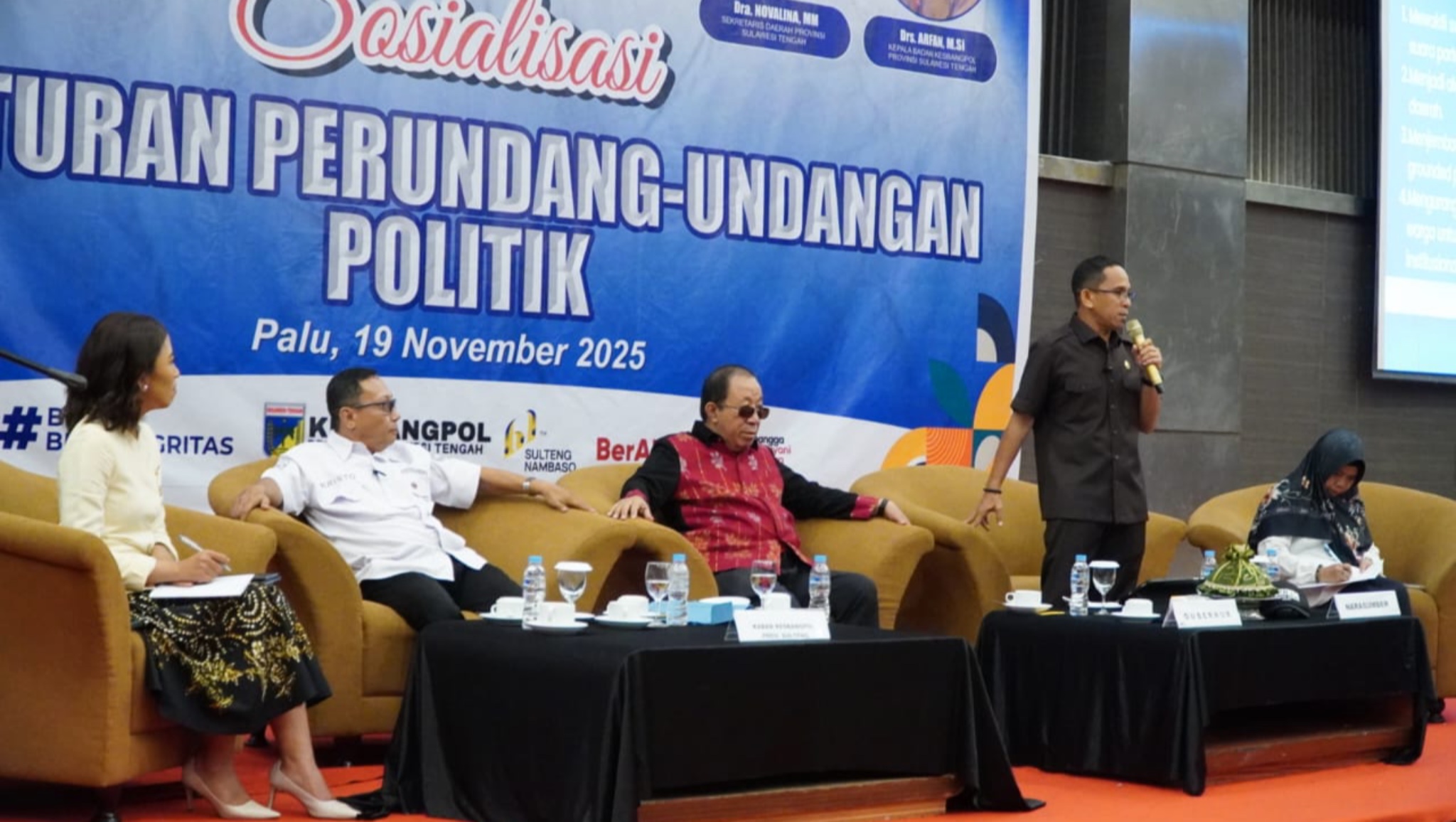 Anggota DPRD Sulteng Mahfud Masuara Paparkan Fungsi Aspirasi dalam Sosialisasi Regulasi Politik