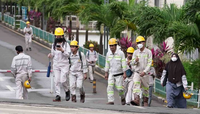 Mengurai Kasus Kecelakaan Kerja, Eksploitasi dan ISPA Sebelum Ribut Bandara IMIP Morowali