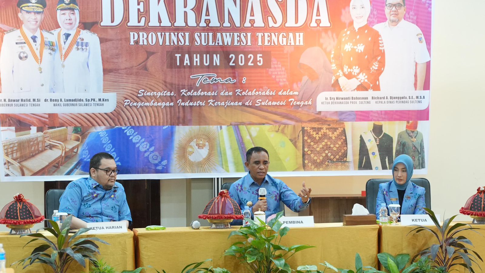 Gubernur Sulteng Anwar Hafid Sebut Dekranasda Sulteng Perlu Bertransformasi agar Kerajinan Mampu Memberi Dampak Nyata bagi Ekonomi