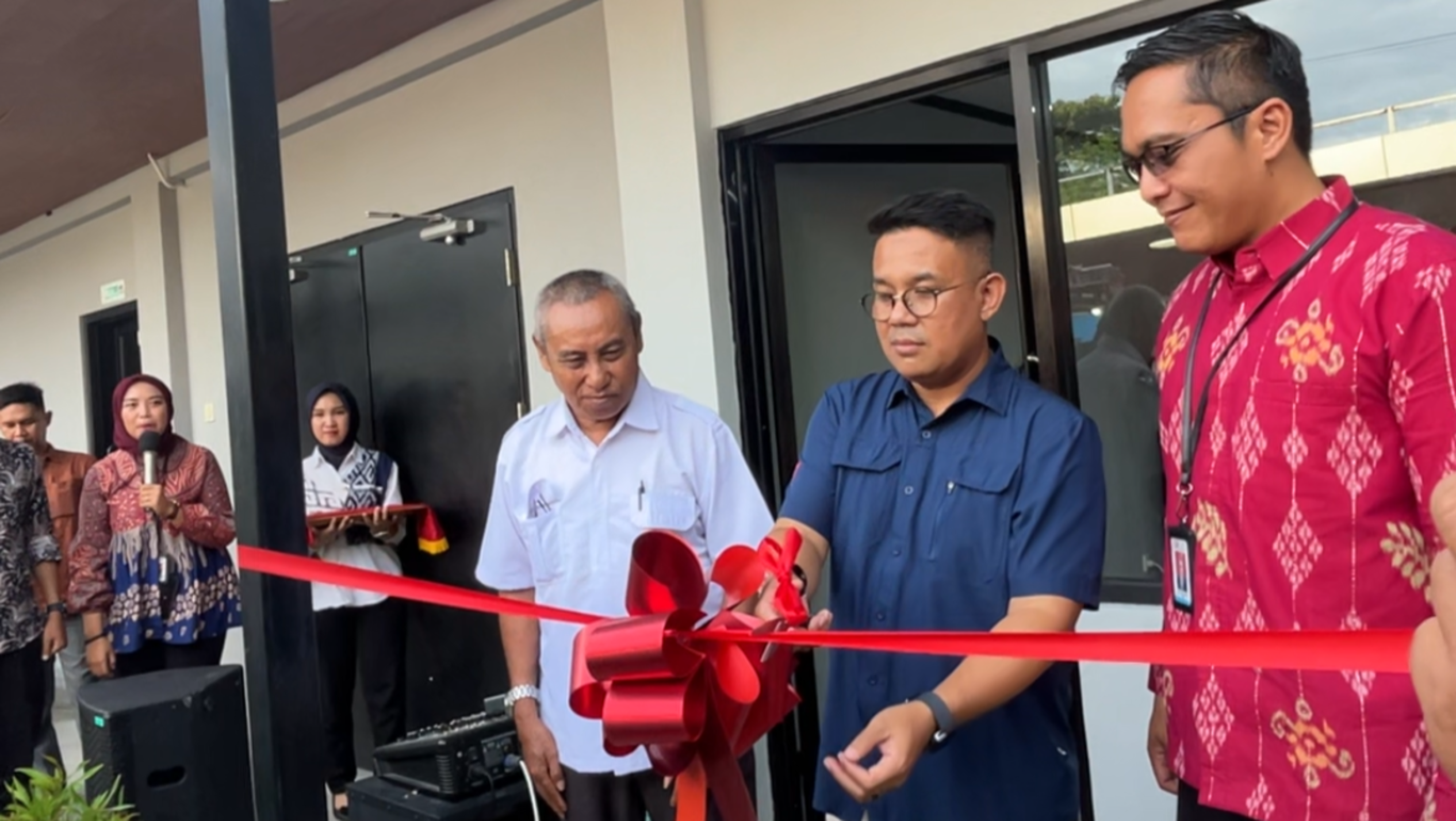 Perkuat Kemitraan dan Tingkatkan Keterbukaan Informasi Publik, OJK Sulteng Sediakan Ruangan Kerja untuk Wartawan