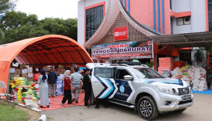 Jasa Raharja Salurkan Bantuan untuk Korban Banjir Bandang dan Longsor di Lubuk Minturun