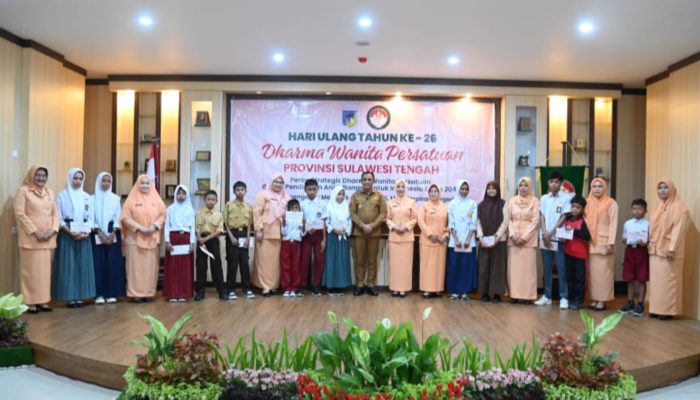 Gubernur Anwar Hafid Hadiri Puncak HUT ke-26 DWP Sulteng, Tegaskan Peran Strategis dalam Mewujudkan Indonesia Emas 2045