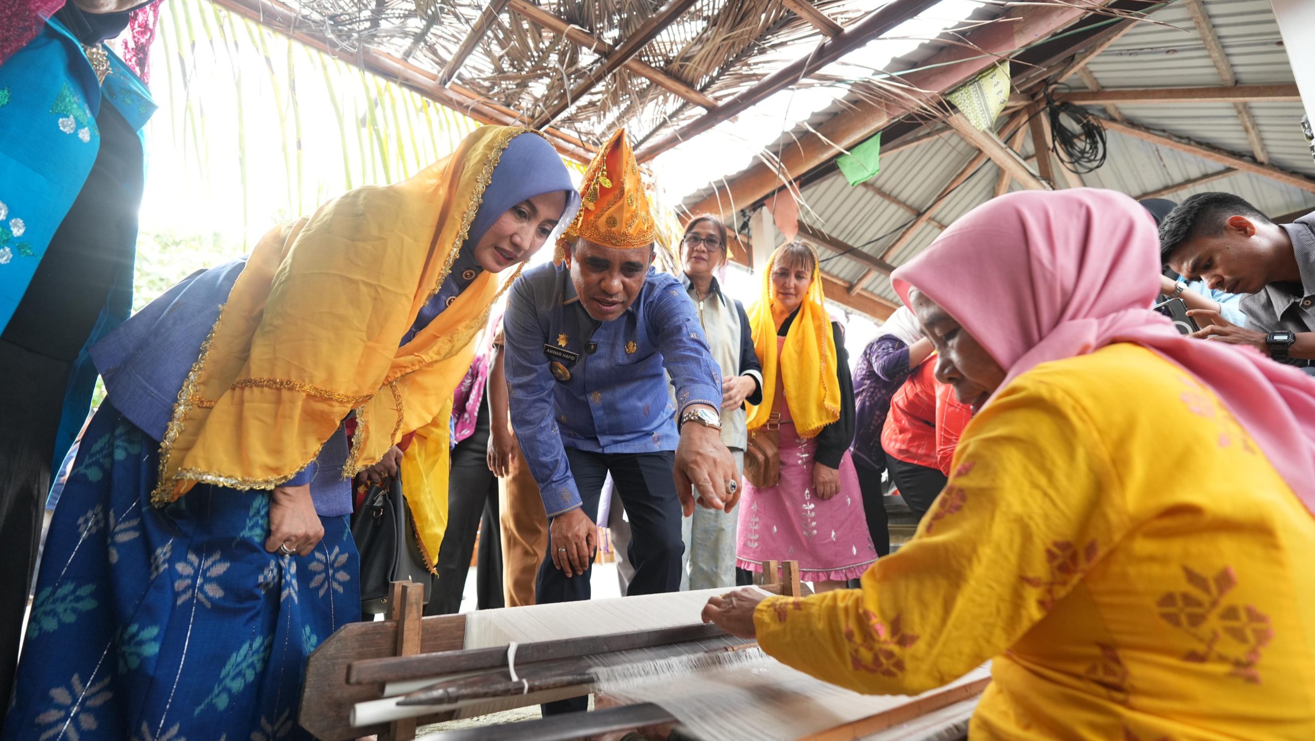 Pemprov Sulteng Siapkan Modal Rp 5 Juta per Tahun untuk Penenun Donggala