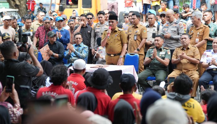Gubernur Sulteng Anwar Hafid Pastikan Tak Ada Pemindahan Aktivitas Kapal di Pelabuhan Pantoloan: Jangan Sampai di Adu Domba