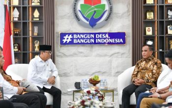Temui Mendes PDT, Gubernur Anwar Hafid Bahas Percepatan Digitalisasi 606 Desa Blank Spot di Sulteng