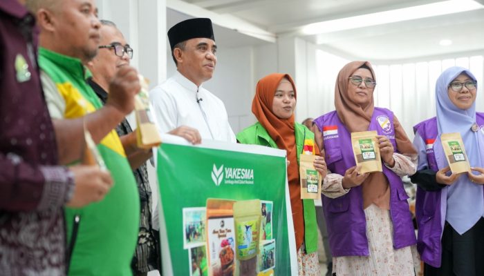 Seribu Paket Abon Ikan dari Sulteng untuk Korban Banjir Sumatera