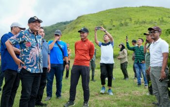 Disiapkan Jadi Pusdirga, Gubernur Sulteng Anwar Hafid Tinjau Bukit Salena