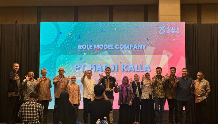Kalla Toyota Dinobatkan sebagai Role Model Company di KALLA Award 2025