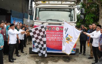 Ekspor Perdana 27 Ton Durian Beku Parimo ke Pasar Tiongkok