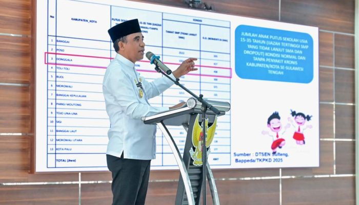 Anwar Hafid Sebut Banyak Rumah Tak Layak Huni Jadi Faktor Penghambat Penurunan Angka Kemiskinan