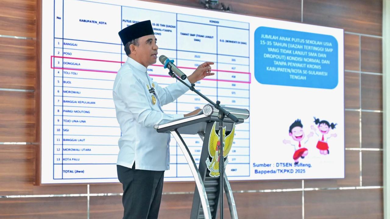 Anwar Hafid Sebut Banyak Rumah Tak Layak Huni Jadi Faktor Penghambat Penurunan Angka Kemiskinan