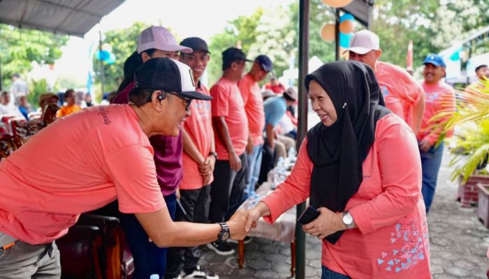 Wagub Sulteng Lepas Fun Walk Dies Natalis ke-13 Fapetkan Untad