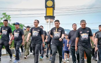 Peringati HPN 2026 di Morowali, Gubernur Sulteng Anwar Hafid Jalan Sehat Bersama Aliansi Pewarta Labua