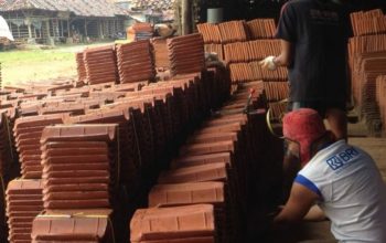 Kisah Hena Gian Hermana Mengangkat Usaha Genteng Bersama BRI