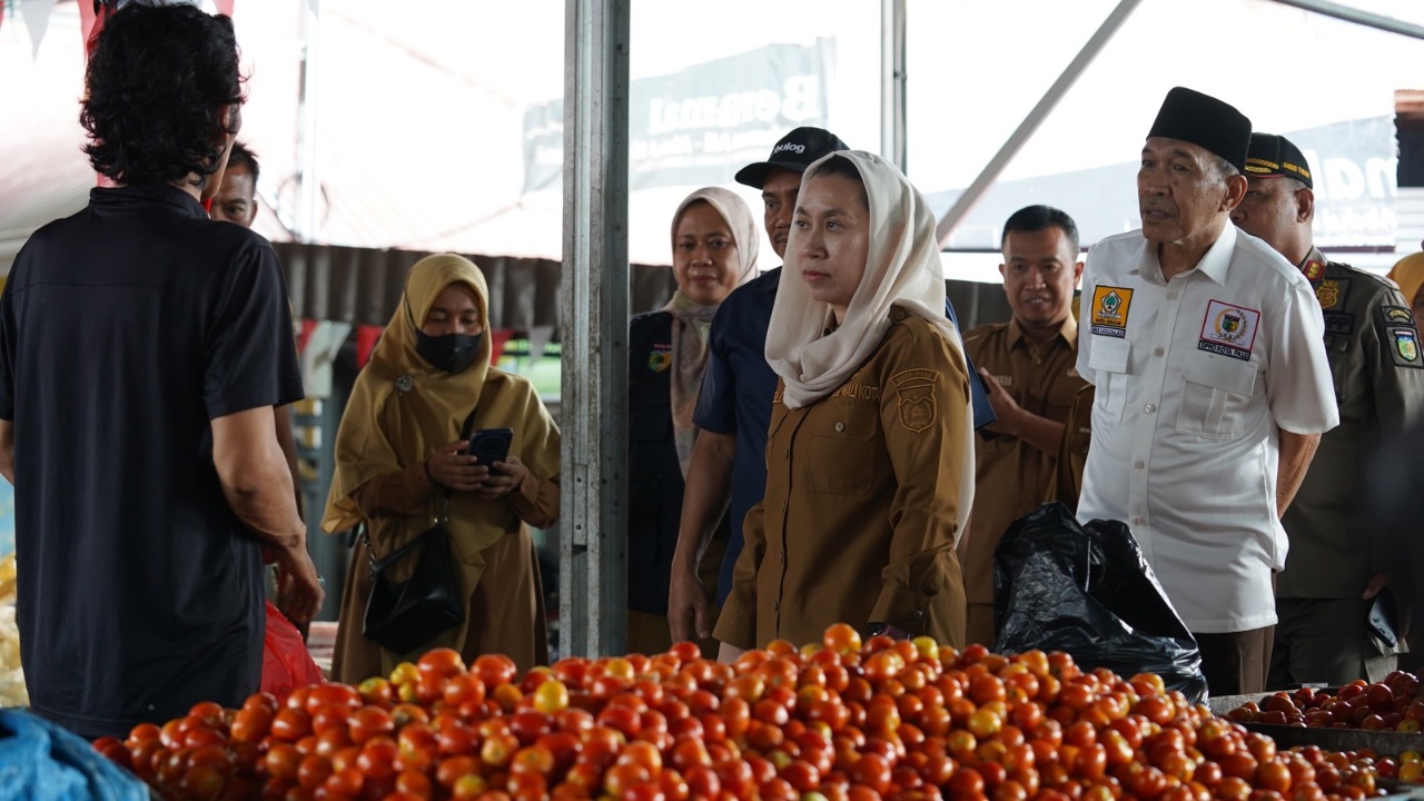 Pemkot dan DPRD Palu Sidak Pasar Tradisional Masomba, Pastikan Harga Pangan Stabil Jelang Lebaran 2026