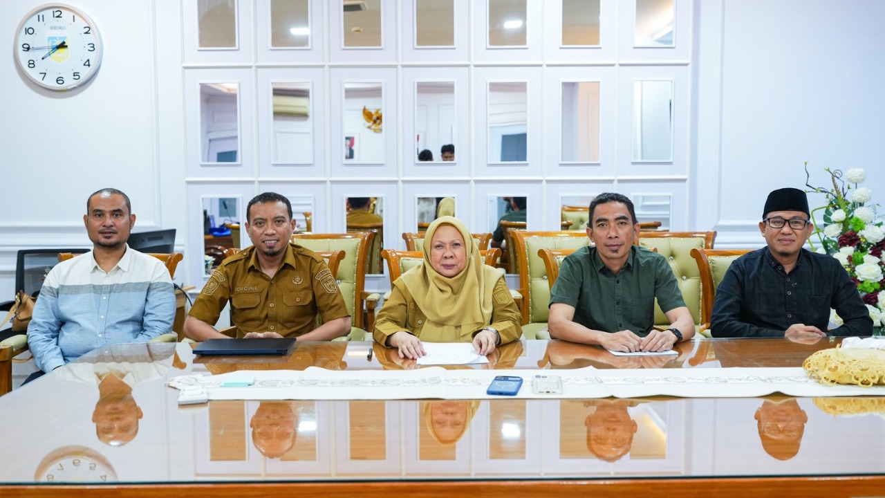 Pemprov Sulteng Pastikan Gaji Para Honorer Dibayarkan Melalui Skema Outsourcing