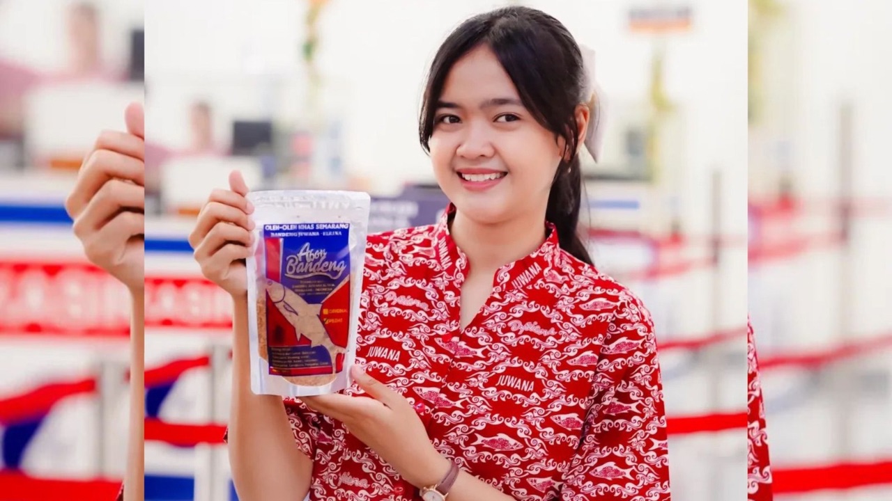 Bandeng Juwana Elrina Jadi Primadona Oleh-Oleh Pemudik di Semarang