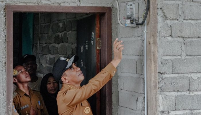 Gubernur Sulteng Luncurkan Program Berani Menyala di Desa Loru Sigi, Hadirkan Akses Listrik Merata Bagi Masyarakat