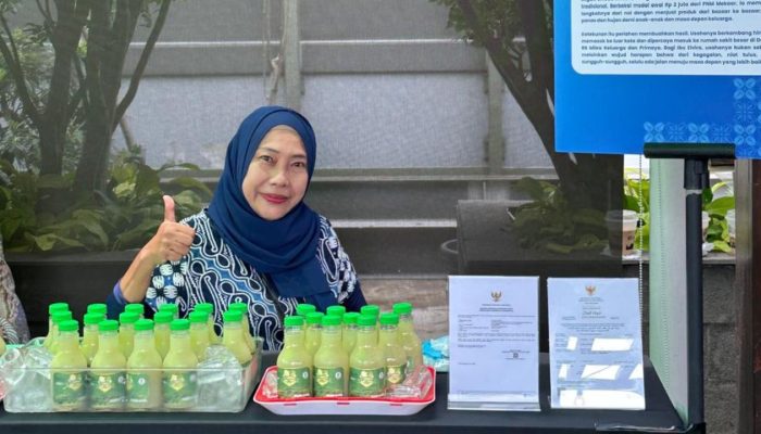 Dari Jus Kedondong ke Pasar Perkantoran, Elvira Bangkit Lewat Dukungan Ultra Mikro
