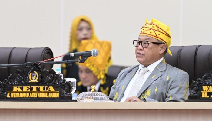 Arus Abdul Karim Ajak Perkuat Komitmen Pembangunan Saat Pimpin Paripurna HUT ke-62 Sulawesi Tengah