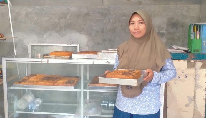 Dari Dapur Sederhana, Usaha Kue Tantiningsih Tumbuh Berkat Dukungan BRI Group