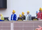 Anwar Hafid dan Reny Lamadjido Hadiri Rapat Paripurna HUT ke-62 Sulawesi Tengah