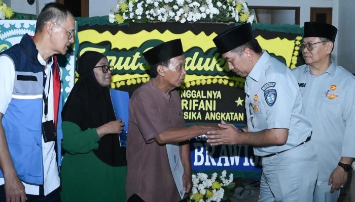 Jasa Raharja Serahkan Santunan kepada Ahli Waris Korban Kecelakaan Kereta di Bekasi