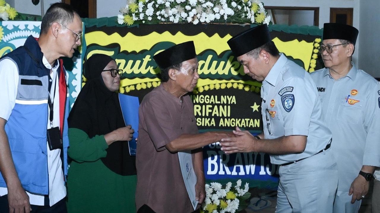 Jasa Raharja Serahkan Santunan kepada Ahli Waris Korban Kecelakaan Kereta di Bekasi