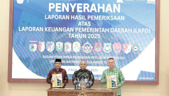 BPK Sulteng Serahkan LHP LKPD 2025, 11 Daerah Raih WTP