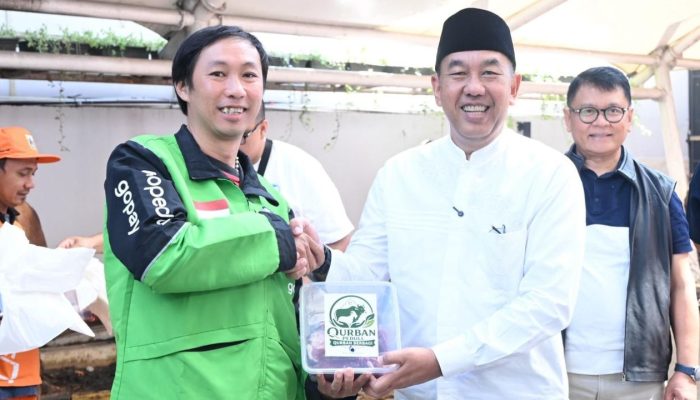 Semangat Berbagi Idul Adha 2026, Jasa Raharja Distribusikan 1.500 Paket Daging Kurban