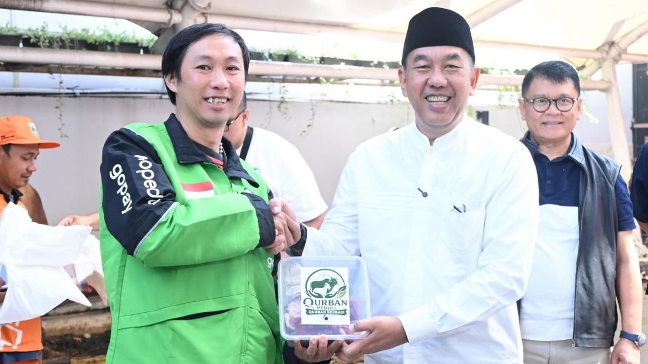 Semangat Berbagi Idul Adha 2026, Jasa Raharja Distribusikan 1.500 Paket Daging Kurban
