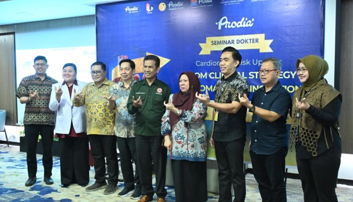 Wagub Sulteng Minta Dokter Muda Kejar Spesialis dan Magister Agar Tak Ketinggalan Zaman