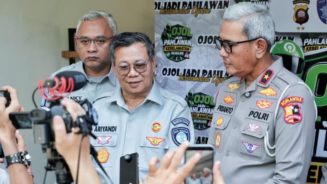 Jasa Raharja Dukung Program Polantas Menyapa, Ojol Diajak Tertib Berlalu Lintas