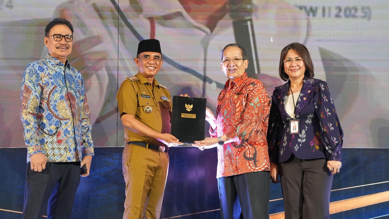 Gubernur Sulteng Anwar Hafid Sebut Produk Hukum Daerah Harus Jadi Penggerak Ekonomi
