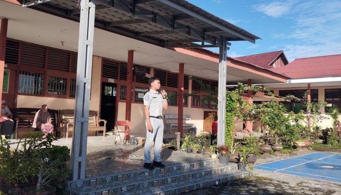 Jasa Raharja Edukasi Pelajar SMA Negeri 1 Toili Soal Keselamatan Berlalu Lintas
