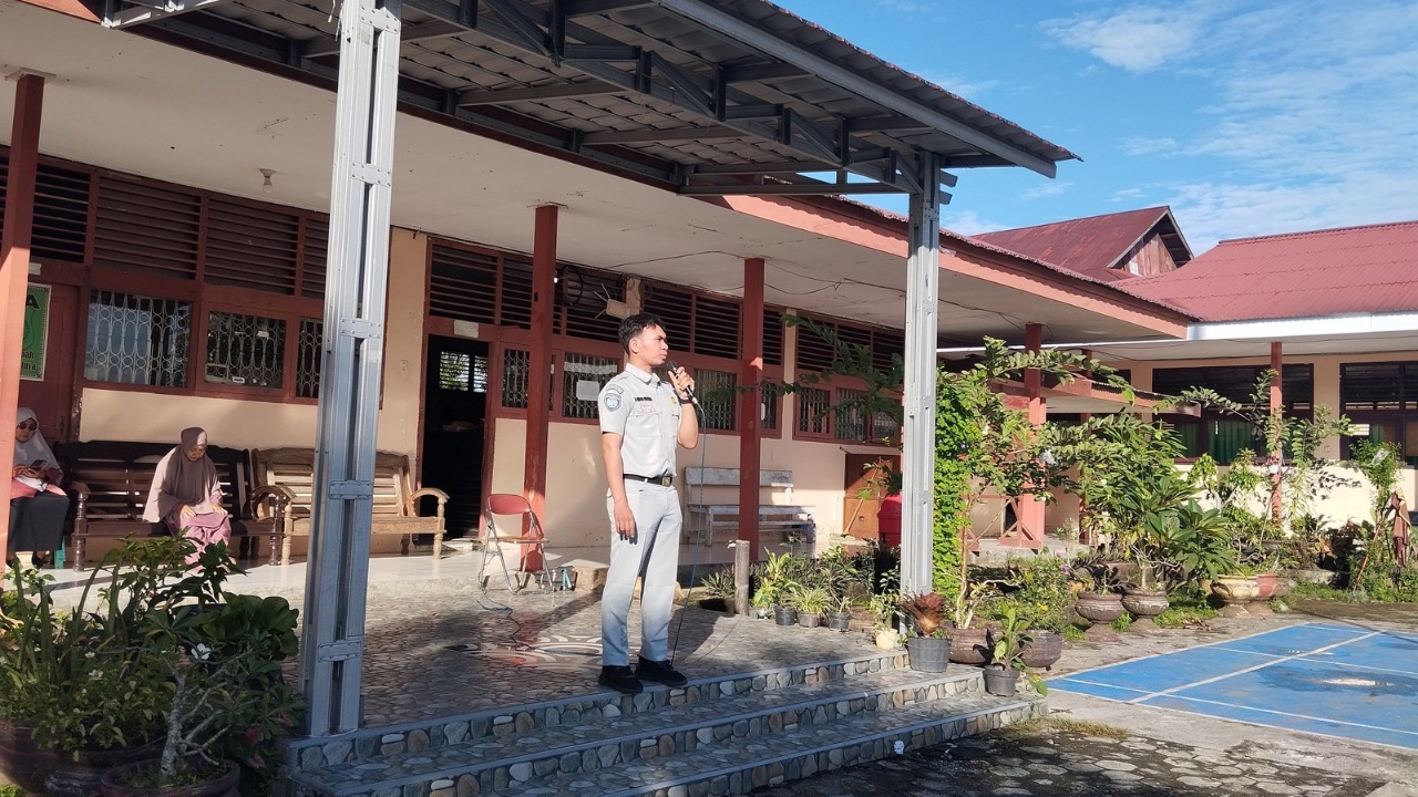 Jasa Raharja Edukasi Pelajar SMA Negeri 1 Toili Soal Keselamatan Berlalu Lintas