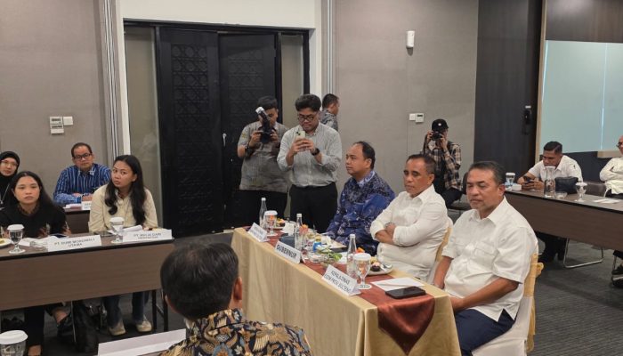 Anwar Hafid Gandeng 32 Perusahaan Tambang Perbaiki Jalan Buleleng–Matarape Lewat Skema CSR